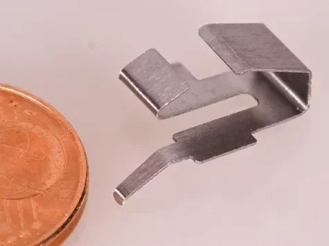 mikrobiegen-schwenkbiegen-cnc-prozess